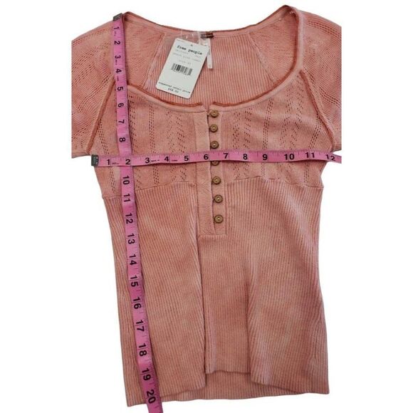 Free People Henley Shirt‎ Top Women's XS Pink Peach Tie-Dye Cropped Scoop-Neck - Picture 6 of 9
